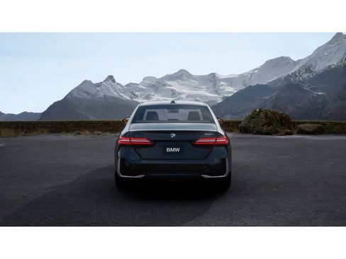 New 2026 BMW 530i image 5