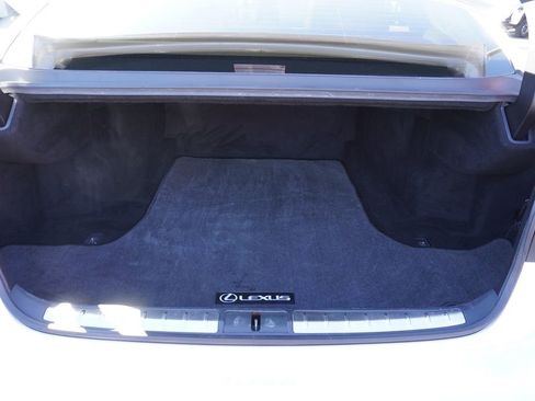 Used 2018 Lexus LS 500 w/ Interior Upgrade Package image 8