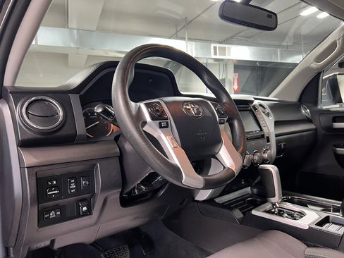 Used 2016 Toyota Tundra SR5 image 24