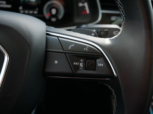 Used 2022 Audi Q8 Prestige image 29