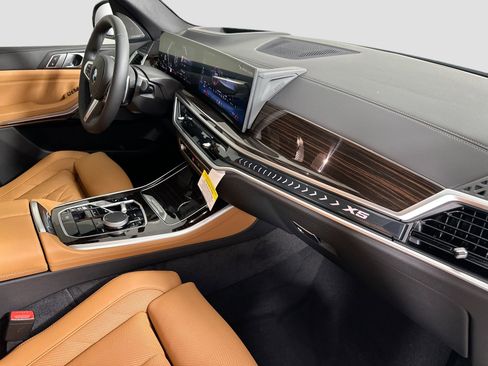 New 2026 BMW X5 xDrive40i w/ M Sport Package image 29