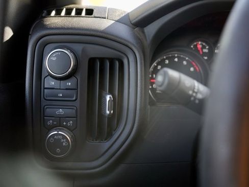 Used 2024 Chevrolet Silverado 2500 Custom w/ Custom Convenience Package image 22