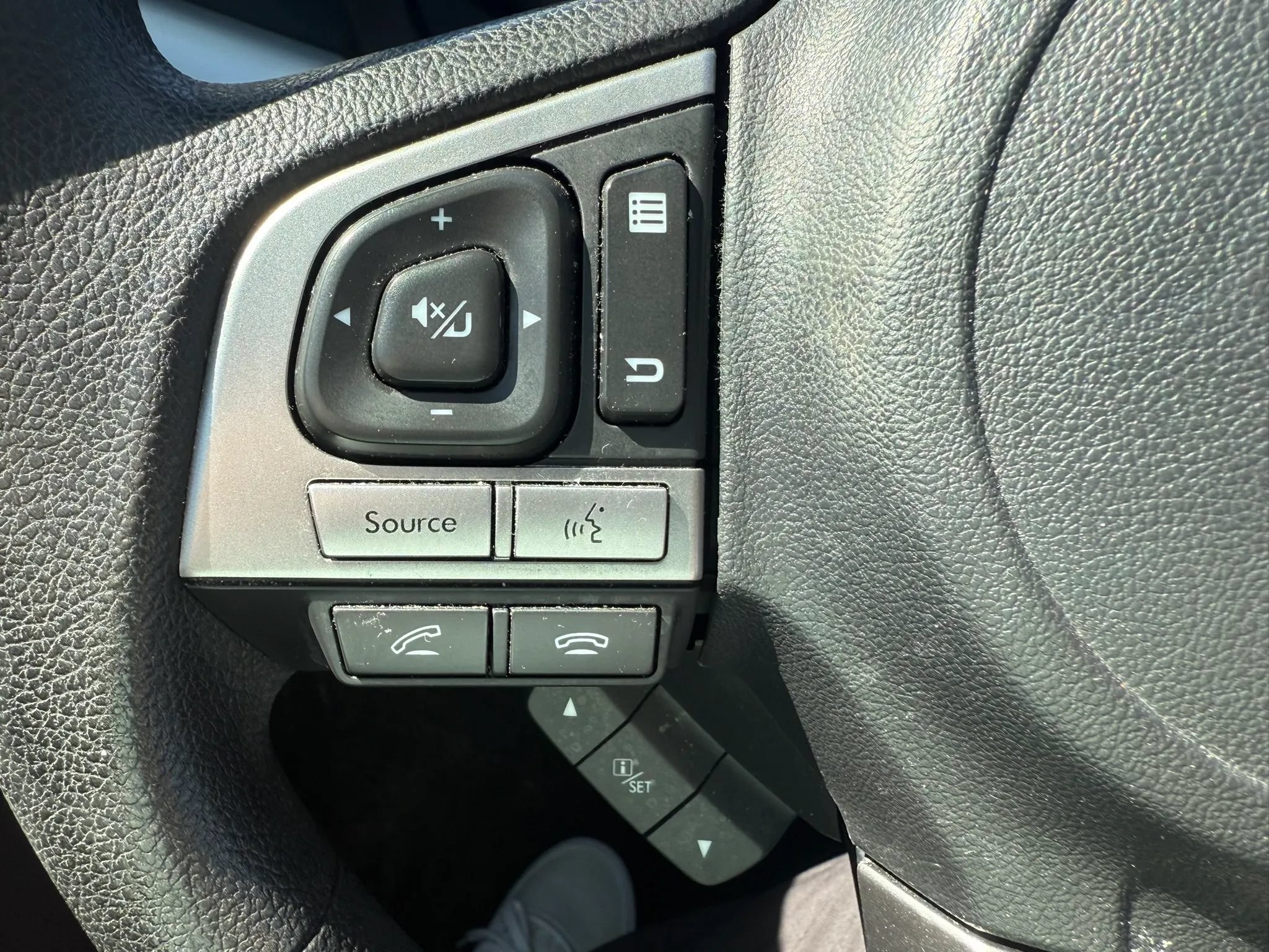 Used 2018 Subaru Forester 2.5i Premium AWD/4WD image 10