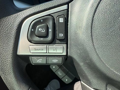 Used 2018 Subaru Forester 2.5i Premium AWD/4WD image 10