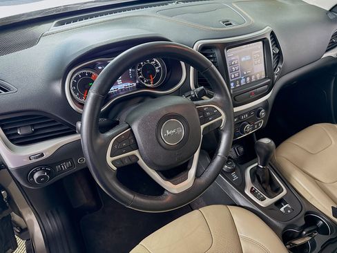 Used 2016 Jeep Cherokee Limited w/ Luxury Group image 24