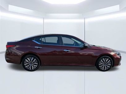 Used 2025 Nissan Altima 2.5 SV