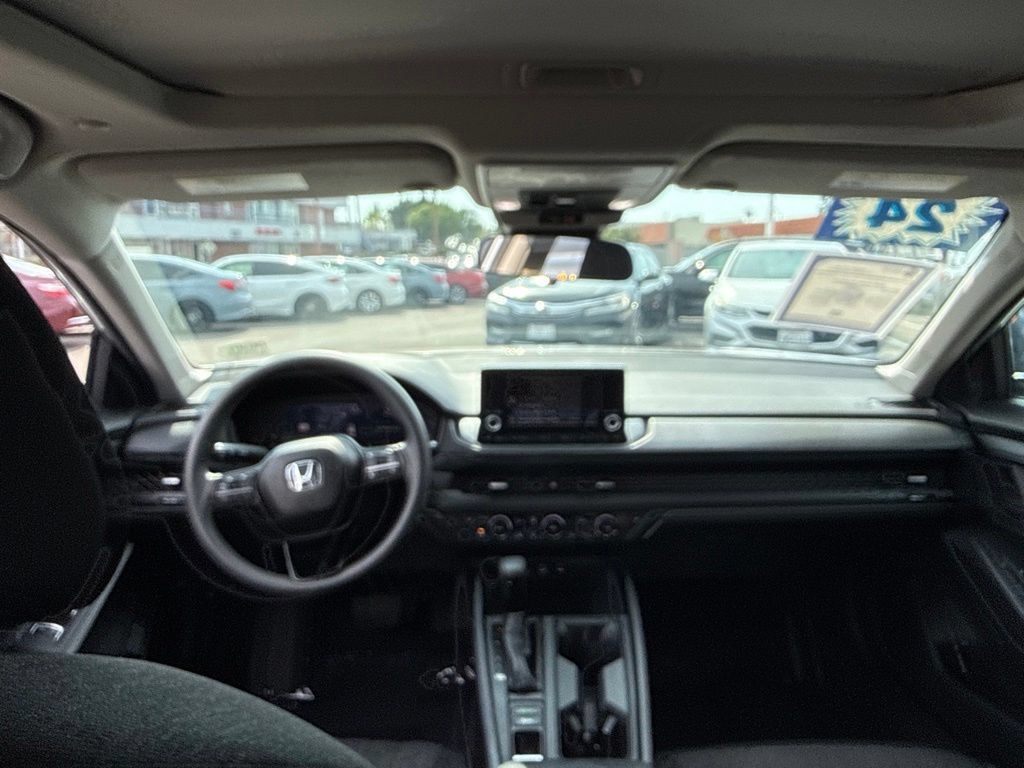 Used 2024 Honda Accord EX image 8