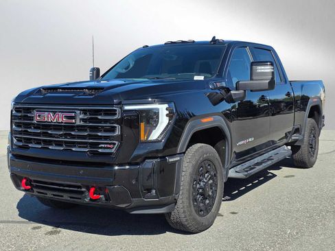 Used 2025 GMC Sierra 2500 AT4 w/ Technology Package AWD/4WD image 7