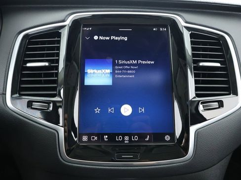 Used 2023 Volvo XC90 T8 Ultimate w/ Protection Package Premier image 16