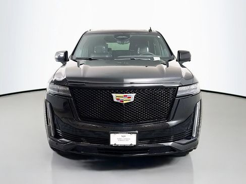 Used 2021 Cadillac Escalade Sport Platinum image 2