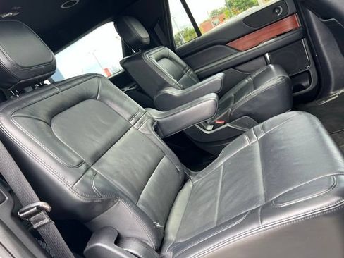 Used 2022 Lincoln Navigator L Reserve RWD image 51