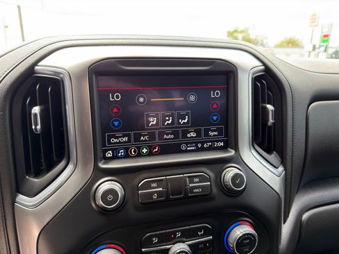 Used 2022 Chevrolet Silverado 1500 LT w/ All Star Edition Plus AWD/4WD image 25