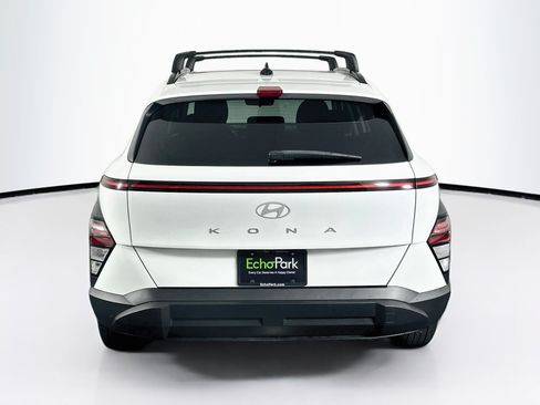 Used 2024 Hyundai Kona SEL FWD image 7