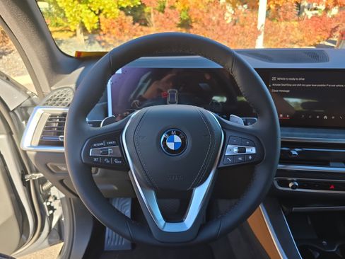 New 2026 BMW X5 xDrive50e w/ Climate Comfort Package image 30