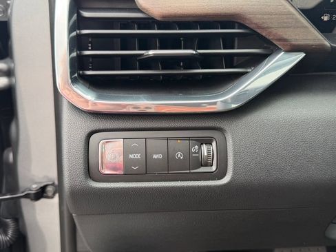 Used 2026 GMC Acadia Denali Ultimate AWD/4WD image 26