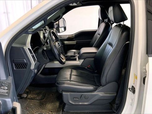 Used 2022 Ford F250 Lariat w/ Lariat Ultimate Package AWD/4WD image 15