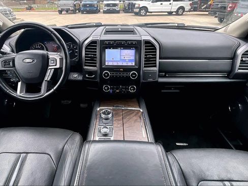 Used 2019 Ford Expedition Platinum image 15