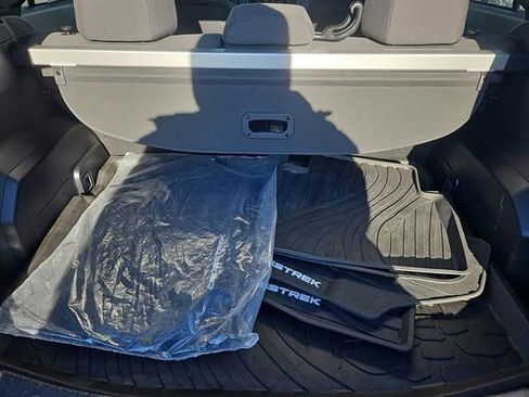 Used 2024 Subaru Crosstrek 2.0i Premium image 26