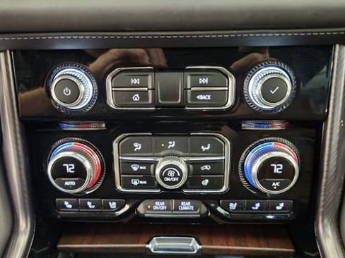 Used 2023 GMC Yukon Denali Ultimate AWD/4WD image 20