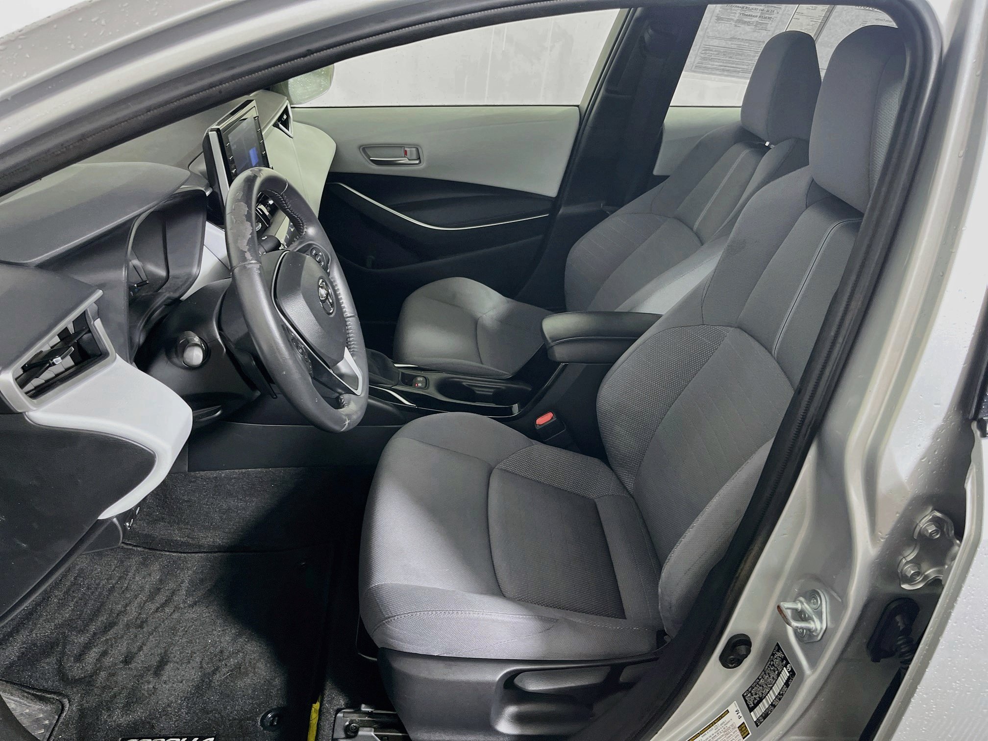 Used 2021 Toyota Corolla SE FWD image 14