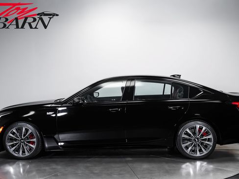 Used 2024 Cadillac CT5 V Blackwing w/ Driver Assist Package RWD image 2