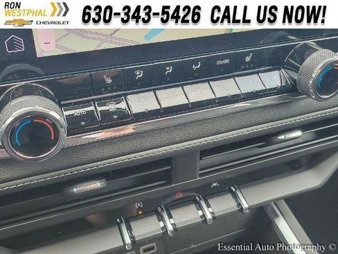 New 2025 Chevrolet Colorado LT image 15