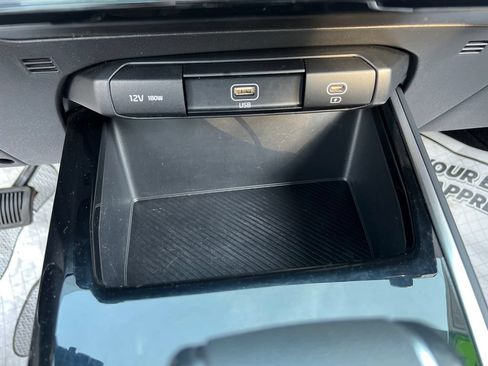 Used 2023 Kia Niro LX FWD image 27