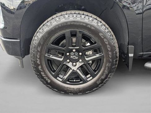 Certified 2024 Chevrolet Silverado 1500 Custom w/ Turbomax Blackout Package image 26