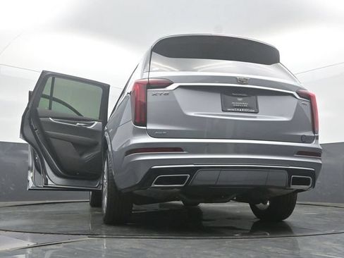 Certified 2025 Cadillac XT6 Premium Luxury w/ Technology Package AWD/4WD image 63