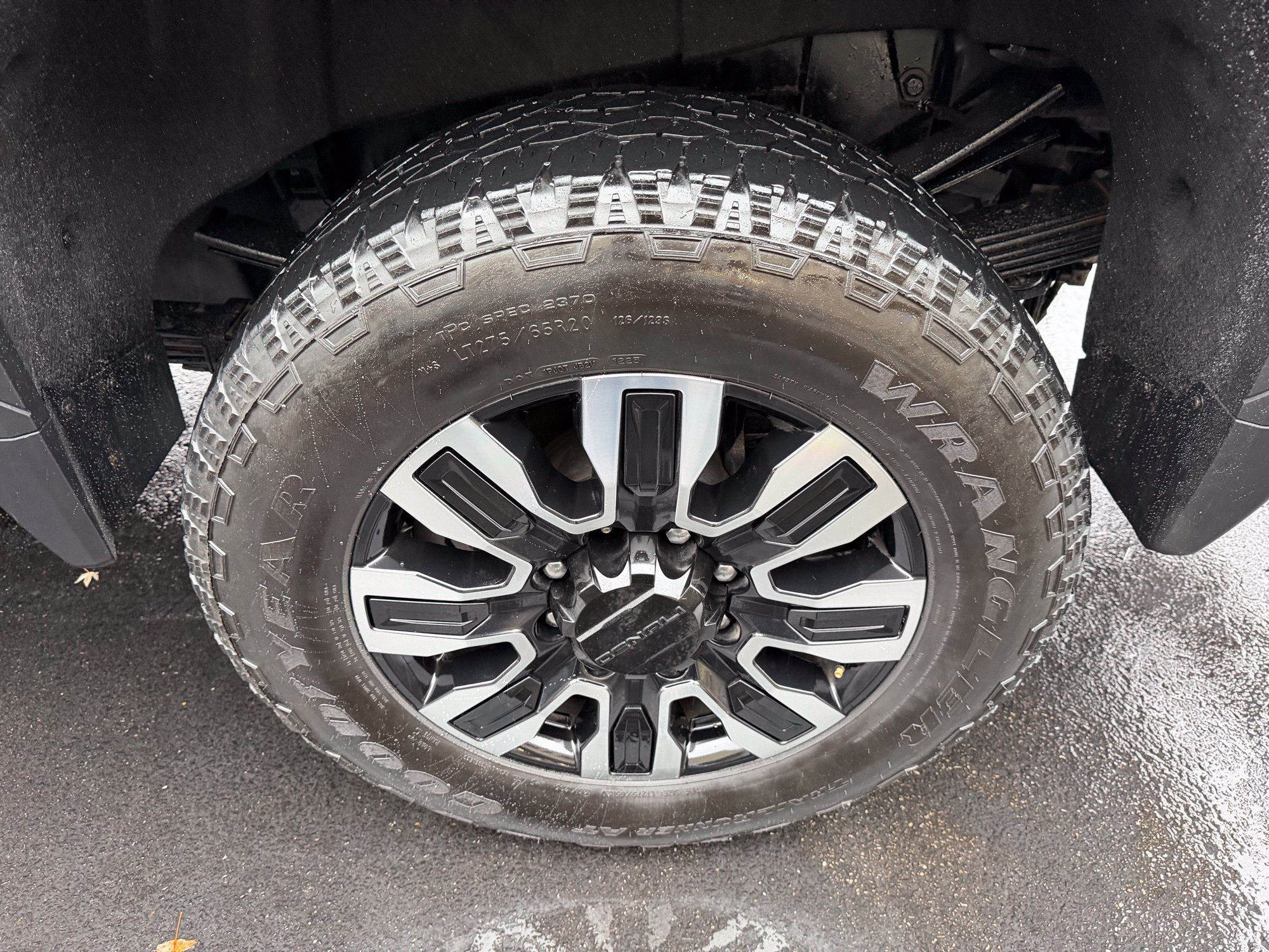 Used 2024 GMC Sierra 3500 Denali Ultimate AWD/4WD image 10