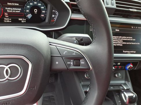 Certified 2025 Audi Q3 2.0T Premium w/ Convenience Package image 17