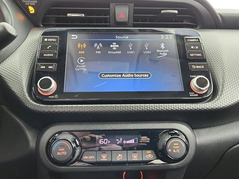 Used 2021 Nissan Kicks SV image 30