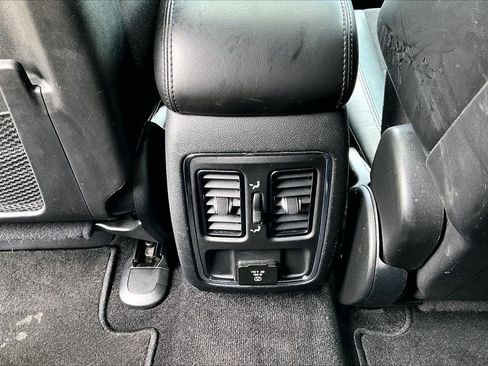 Certified 2022 Jeep Grand Cherokee Laredo X RWD image 17