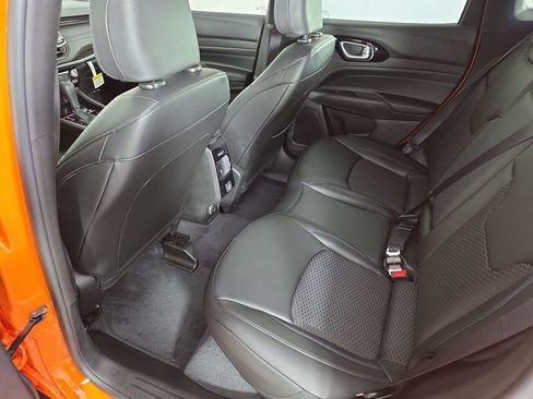 New 2026 Jeep Compass Latitude image 33