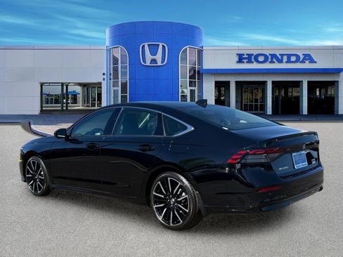 New 2026 Honda Accord Touring image 4