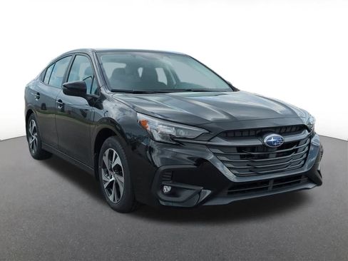 Used 2025 Subaru Legacy Premium image 8