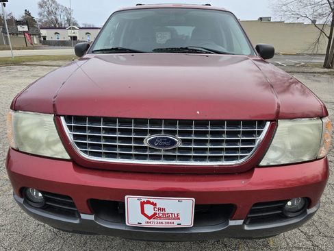 Used 2005 Ford Explorer Sport XLT image 2