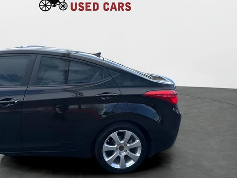 Used 2013 Hyundai Elantra Limited w/ Technology Pkg image 16