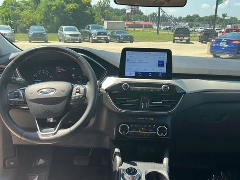 Used 2022 Ford Escape SE w/ Convenience Package image 14