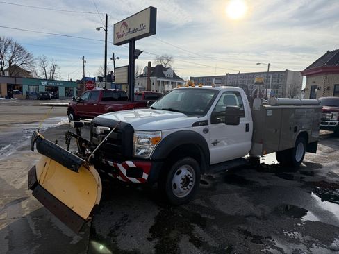 Used 2013 Ford F450 XL w/ High Capacity Trailer Tow Pkg image 2