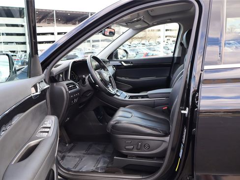 Used 2021 Hyundai Palisade Limited w/ Cargo Package image 12