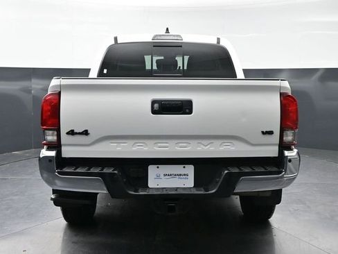 Used 2023 Toyota Tacoma SR5 AWD/4WD image 7