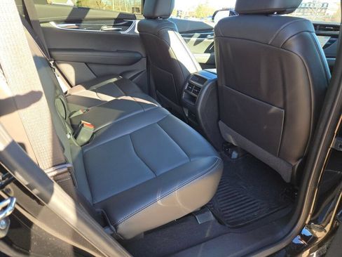 New 2025 Cadillac XT5 Premium Luxury w/ LPO, Red Accent Package AWD/4WD image 10