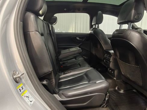 Used 2019 Audi Q7 3.0T Premium Plus w/ Premium Plus Package AWD/4WD image 23