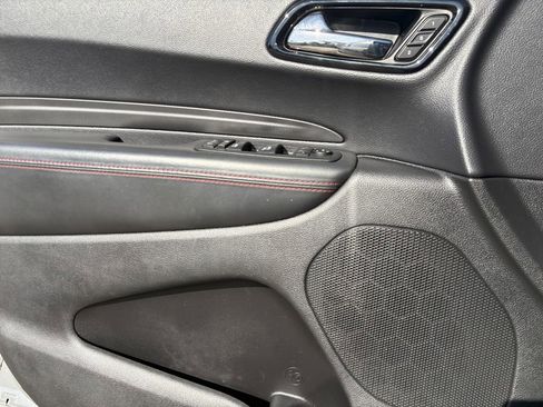 Used 2023 Dodge Durango GT image 12