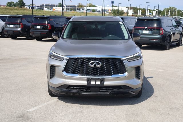Used 2024 INFINITI QX60 Luxe AWD/4WD image 2