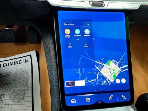 Used 2023 Lucid Air Touring image 18