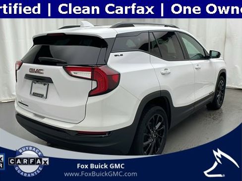 Used 2023 GMC Terrain SLE w/ Driver Convenience Package image 3