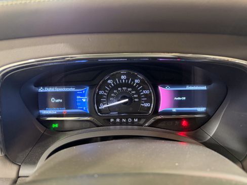 Used 2015 Lincoln Navigator 2WD w/ Equipment Group 101A Reserve image 16
