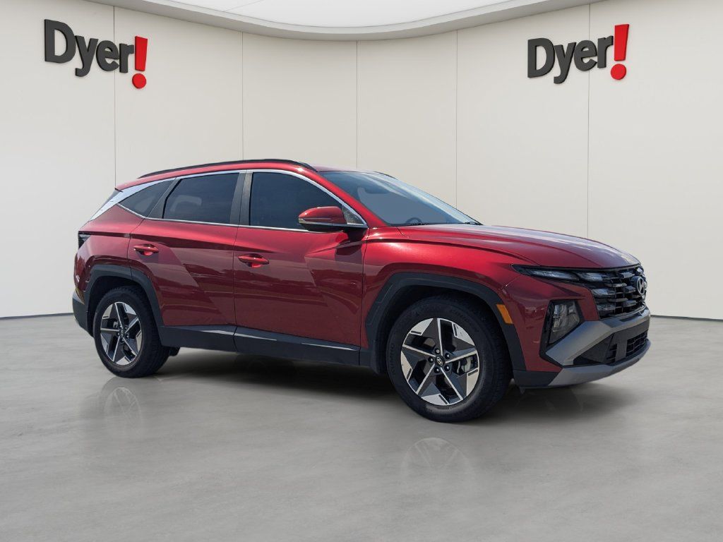 Used 2025 Hyundai Tucson SEL FWD image 1